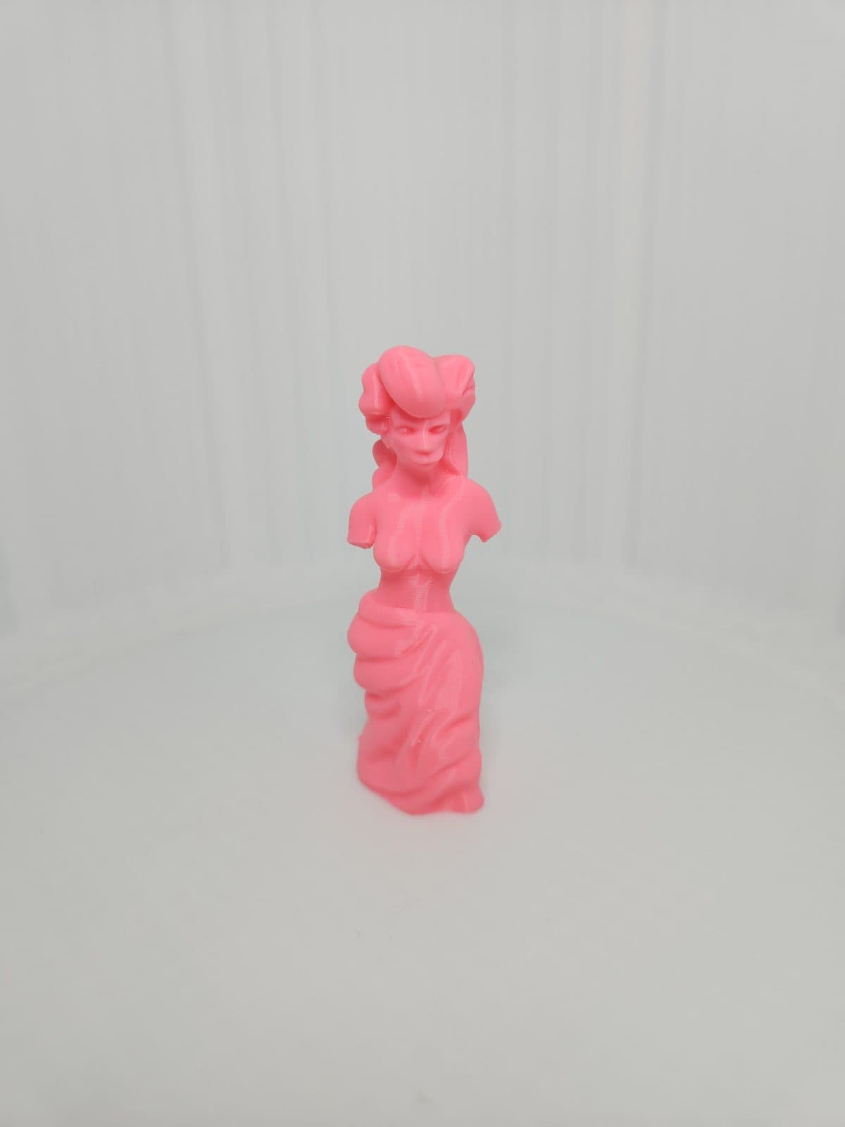 Figura Dama Clásica